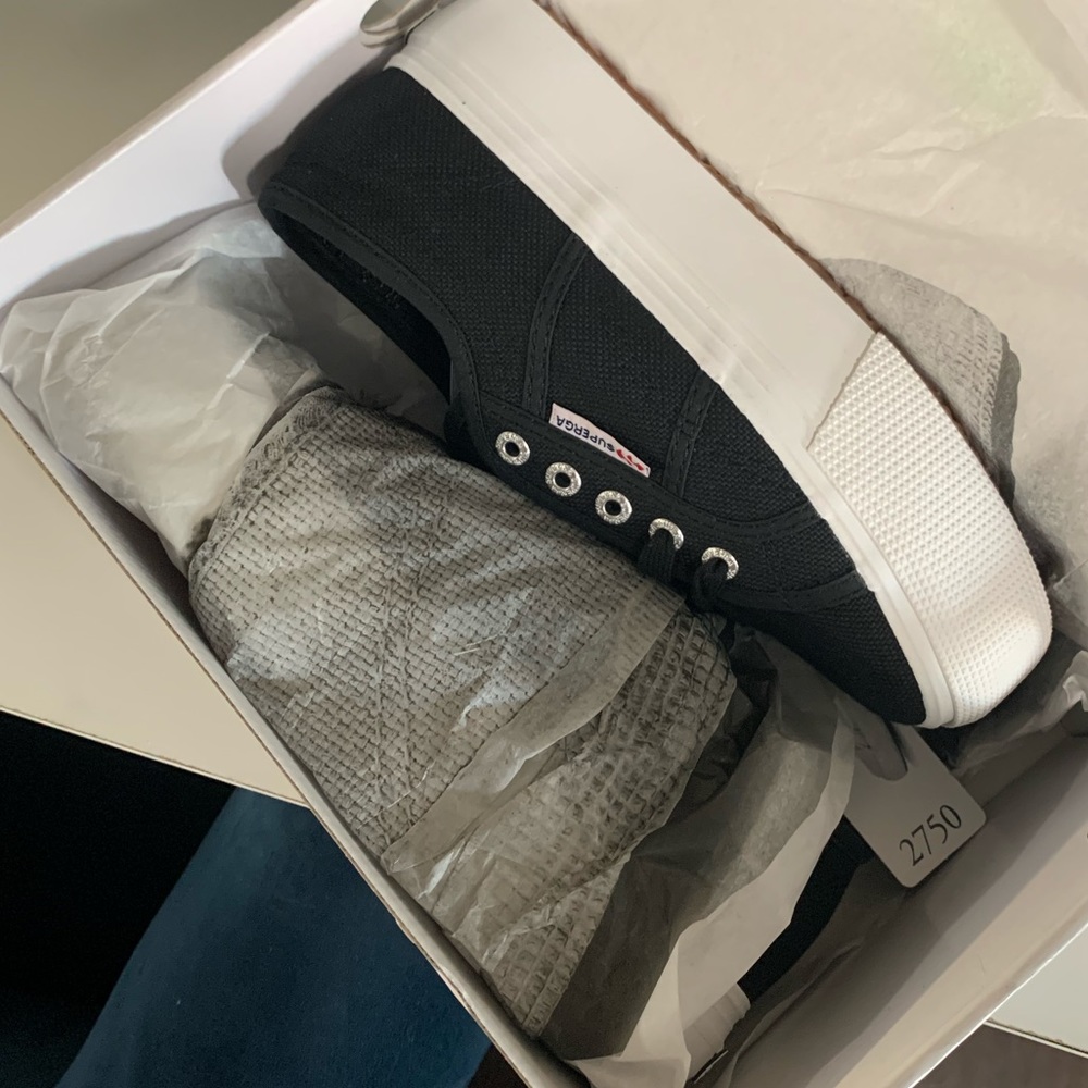* NEW Superga 2790 Platform Sneaker Black & White - Picture 7 of 8